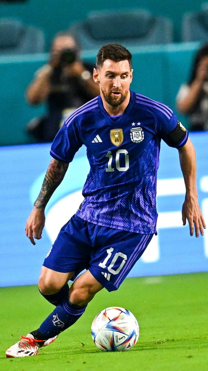 Argentina 3, Honduras 0: Lionel Messi 2 goals